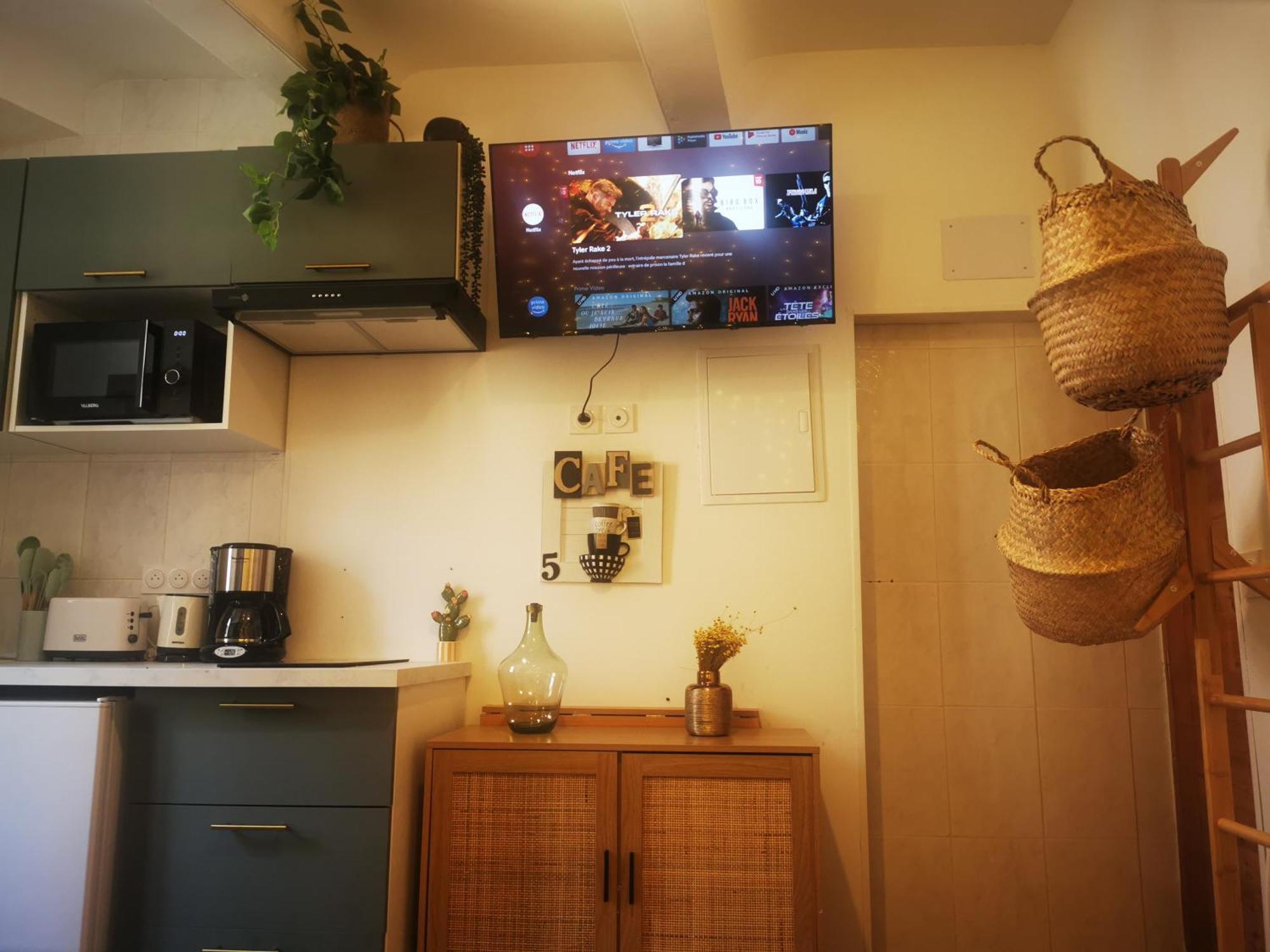 Le King & Suites Etoilees Gréoux-les-Bains Екстериор снимка